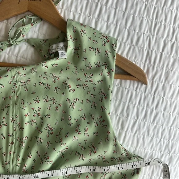 Love Whit- Floral Ruched Dress - Picture 14 of 17